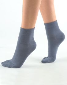 GINA dámské ponožky střední, bezešvé, jednobarevné Bambusové ponožky 82004P - tm. šedá 44/47