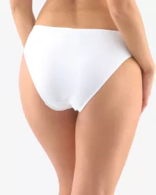 GINA dámské kalhotky klasické, širší bok, šité, jednobarevné 10257P GINA dámské kalhotky klasické, širší bok, šité, jednobarevné 10257P