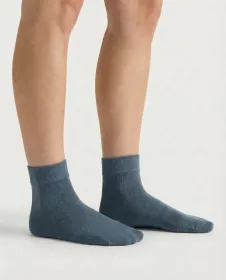 GINA dámské ponožky střední, bezešvé, jednobarevné Bambusové ponožky 82004P - černá 38/41